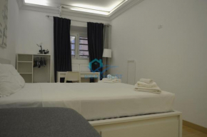 Retreat in the Heart of Fori Imperiali